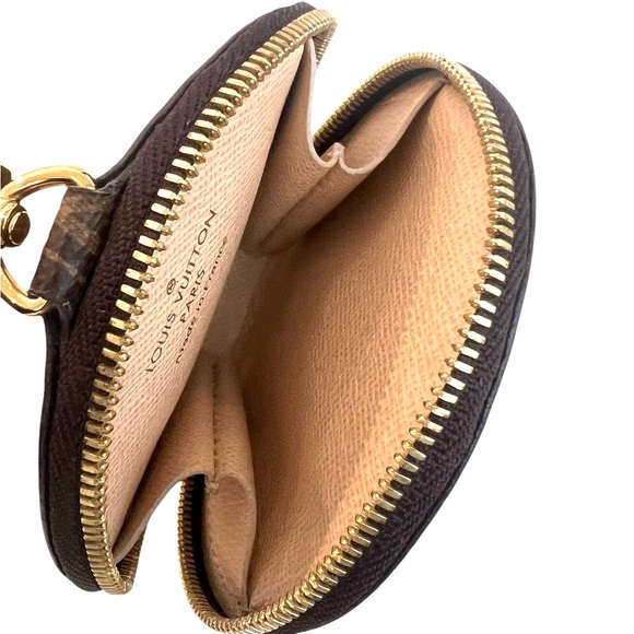 Louis Vuitton Monogram Multi Pochette Accessories Round Coin Purse. - Picture 8 of 10